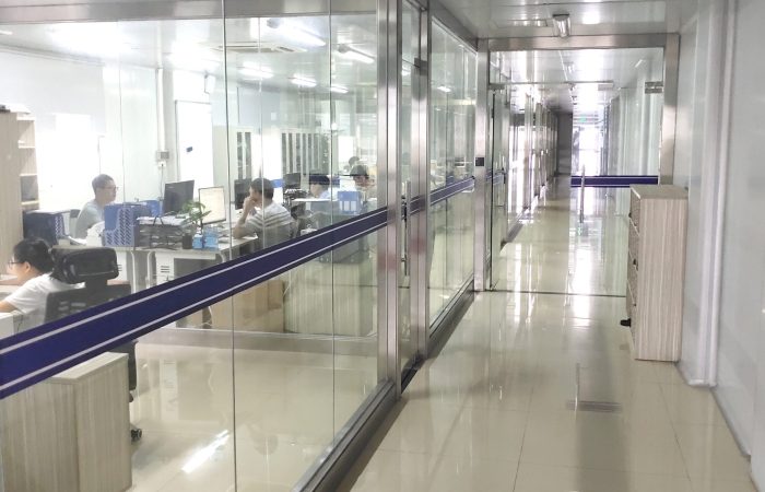 Images of the SAECled lighting laboratory and production environment-4